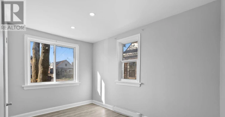MAIN-73 Central Park Boulevard N, Oshawa, ON, L1G 5Y4 - 10