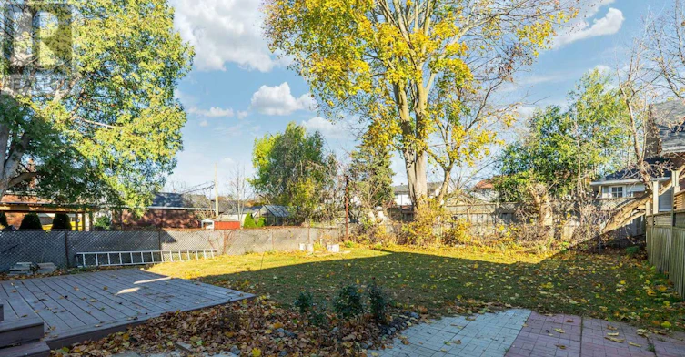 MAIN-73 Central Park Boulevard N, Oshawa, ON, L1G 5Y4 - 17
