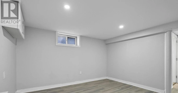MAIN-73 Central Park Boulevard N, Oshawa, ON, L1G 5Y4 - 16