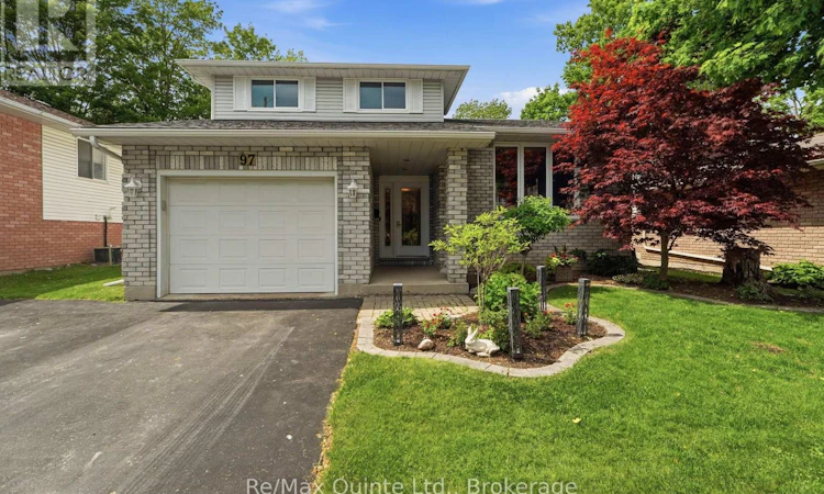 97 Parkview Heights