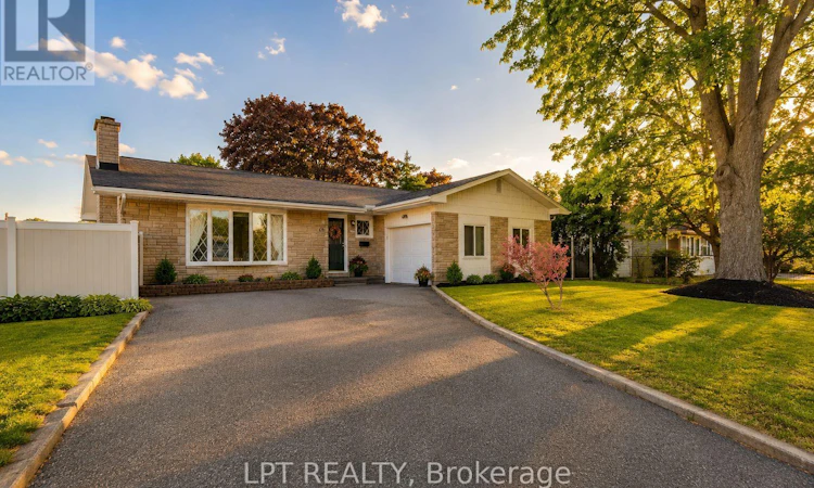 39 Hadley Circle