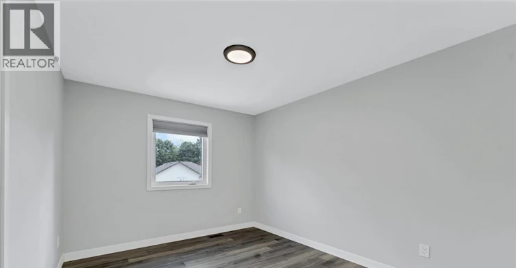 MAIN-870 FLOOR River Upper, Lasalle, ON, N9J 3K8 - 20