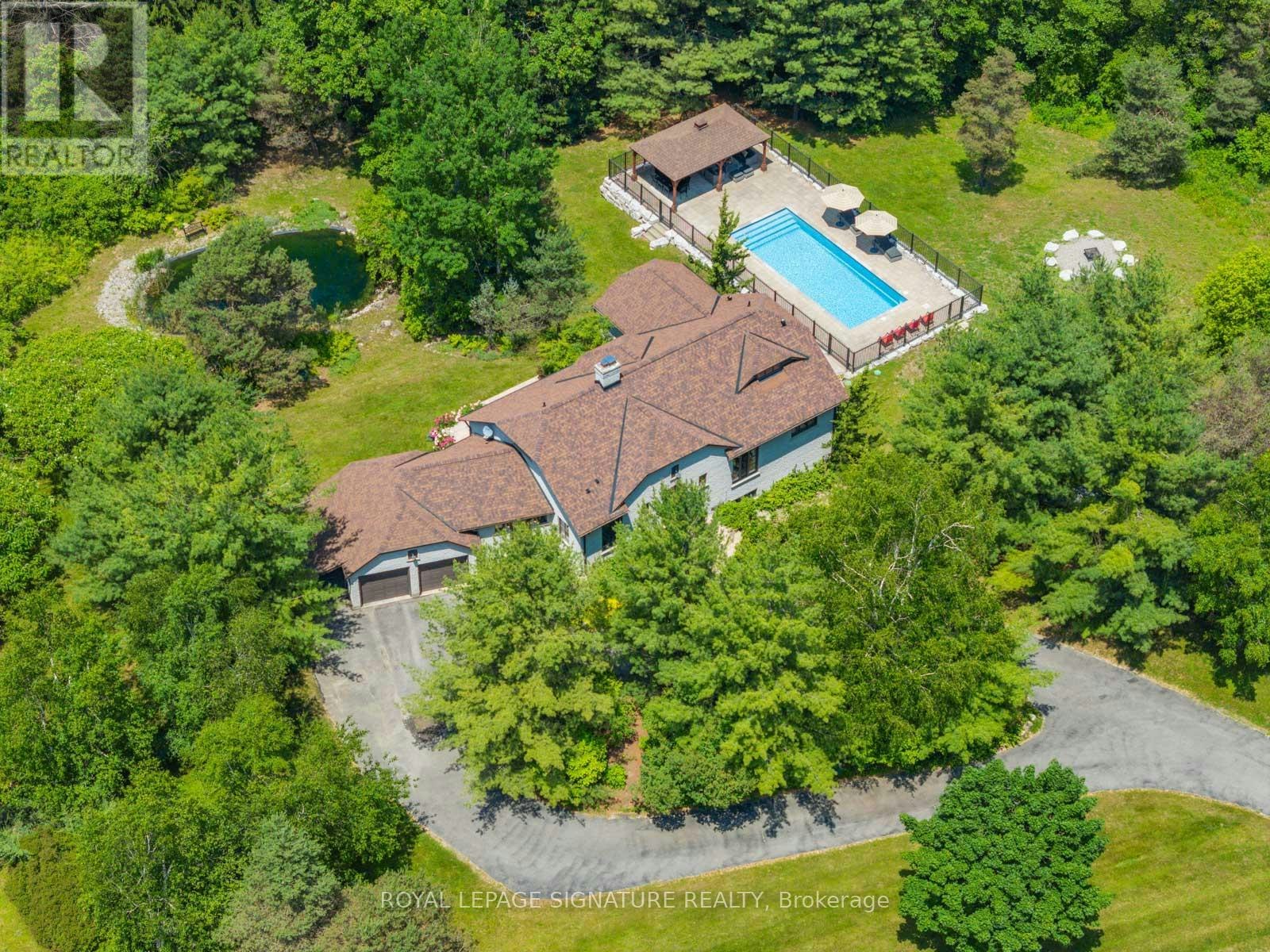 30 Kingswood Drive, King, ON, L7B 1K8