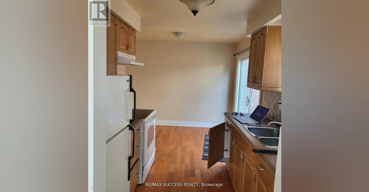 22 Omega Square S, Brampton, ON, L6Z 1K5 - 3