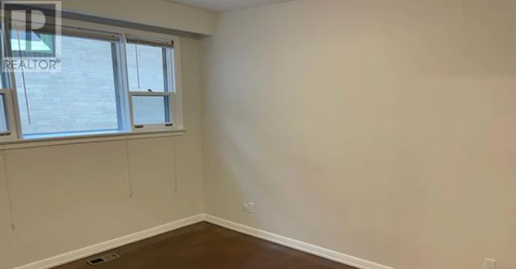 66 Prue Avenue, Toronto, ON, M6B 1R5 - 16
