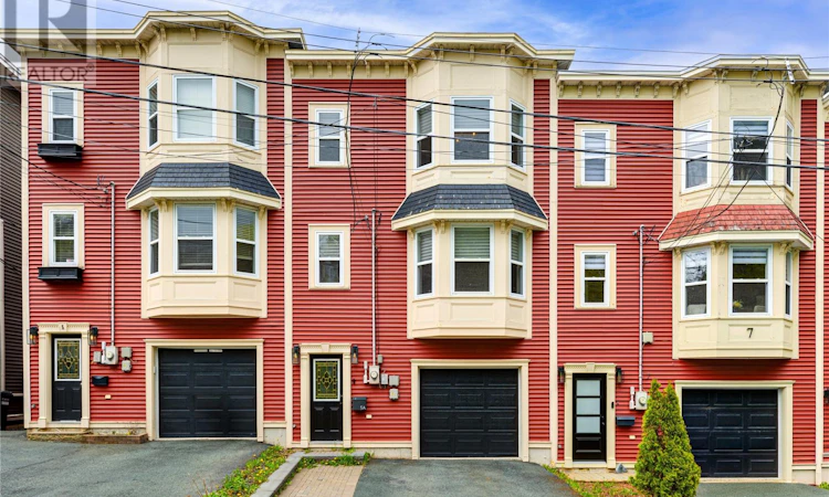 5A Deanery Avenue