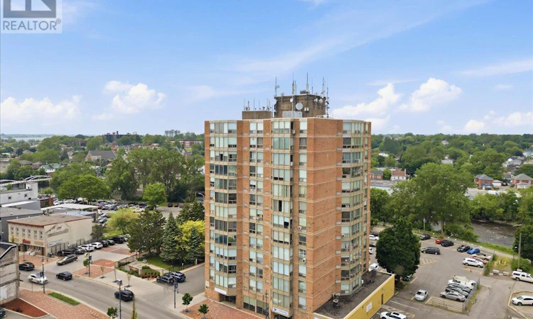 504-350 Front Street