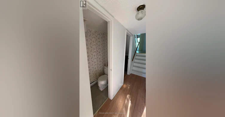 42 Edgar Woods Road, Toronto, ON, M2H 2Y7 - 3