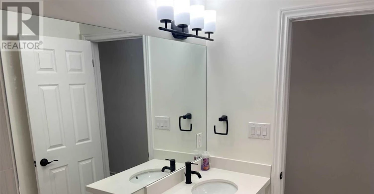 1 19a Relmar Road, Toronto, ON, M5P 2Y4 - 9