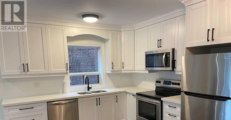 1 19a Relmar Road, Toronto, ON, M5P 2Y4 - 5