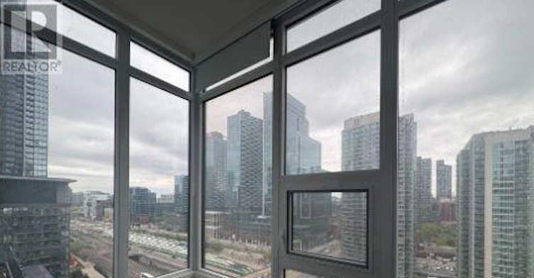1911-1 Concord Cityplace Way, Toronto, ON, M5V 0X3 - 5