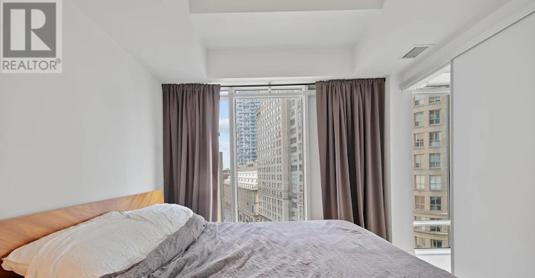 808-8 The Esplanade, Toronto, ON, M5E 0A6 - 19
