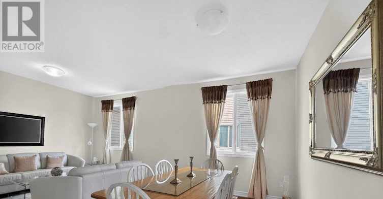 200 Celtic Ridge Crescent, Ottawa, ON, K2W 0C1 - 9