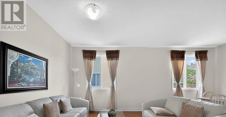200 Celtic Ridge Crescent, Ottawa, ON, K2W 0C1 - 5