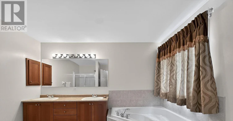 200 Celtic Ridge Crescent, Ottawa, ON, K2W 0C1 - 25