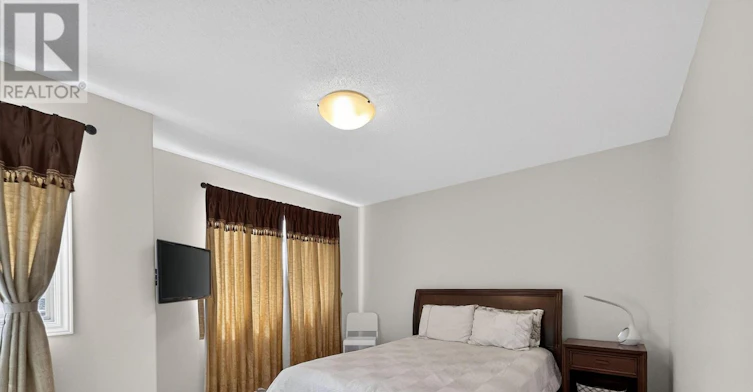 200 Celtic Ridge Crescent, Ottawa, ON, K2W 0C1 - 29