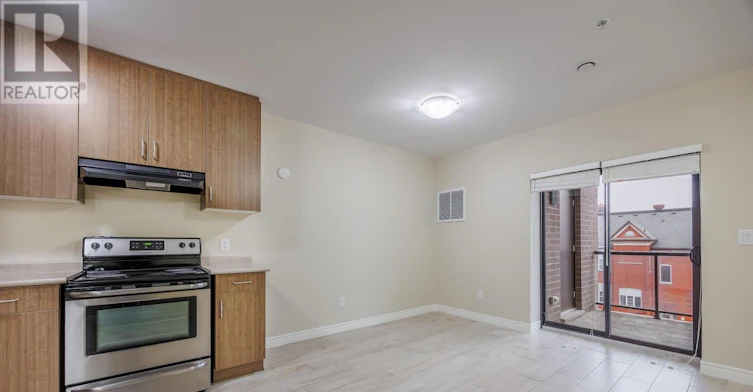 407-5837 Dunn Street, Niagara Falls, ON, L2G 0X7 - 5