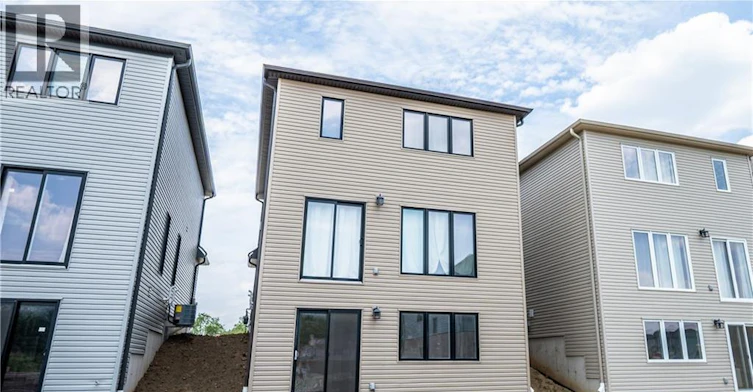 261 Benninger Drive, Kitchener, ON, N2E 0K2 - 10