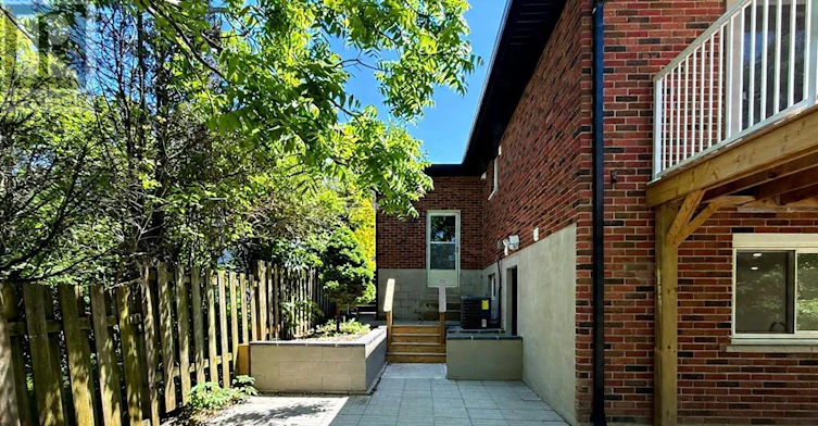 10 Dundas Crescent, St. Catharines, ON, L2T 1T3 - 18