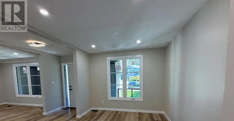 10 Dundas Crescent, St. Catharines, ON, L2T 1T3 - 8