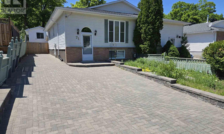 71 Lawrence Avenue