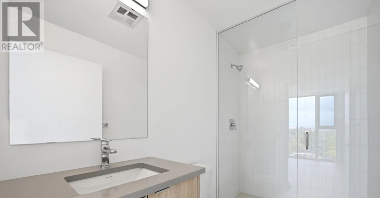 102-1660 Bloor Street W, Toronto, ON, M6P 1A8 - 7