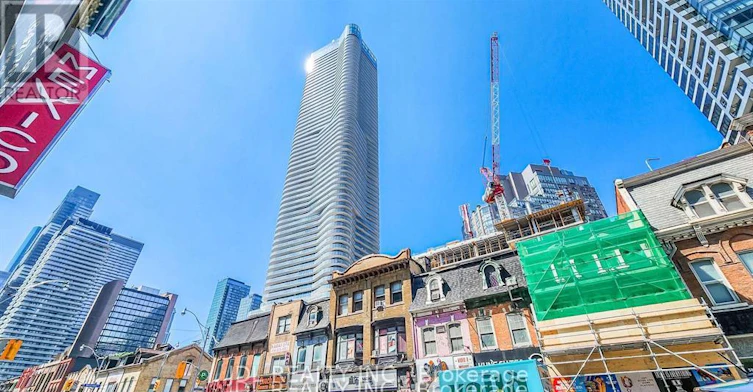 3401-11 Wellesley Street, Toronto, ON, M4Y 1E8