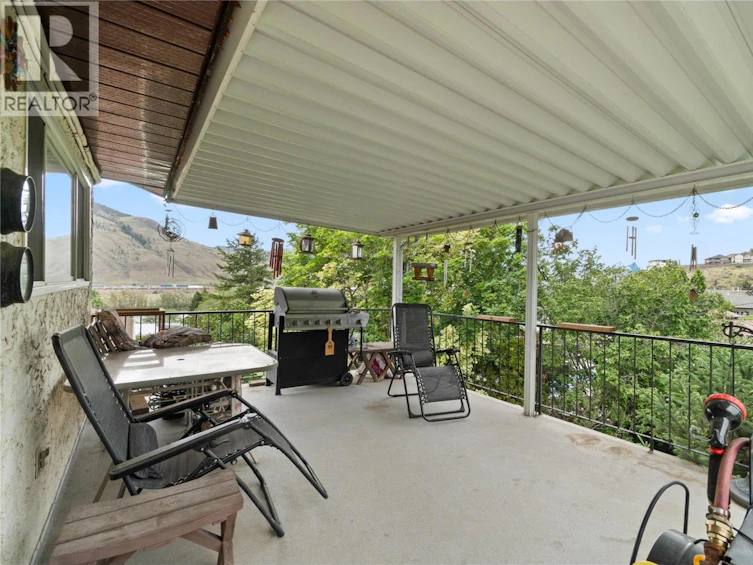 853 Alpine Terrace, Kamloops, BC, V2B 6E7 - 6