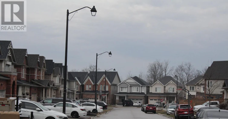 51 Mullholland Avenue, Cambridge, ON, N3H 5L5 - 36