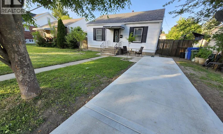 1456 Elsmere