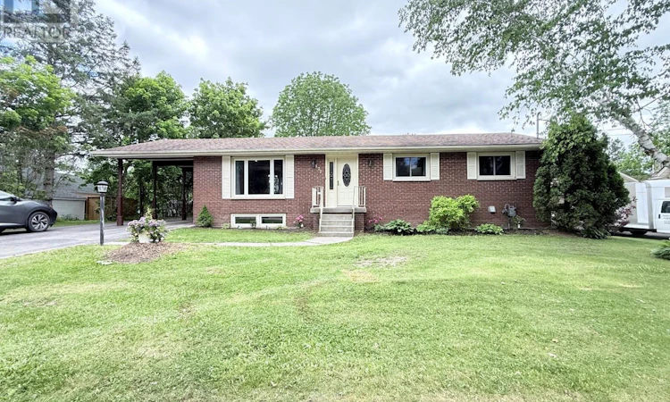 177 Front Street WEST
