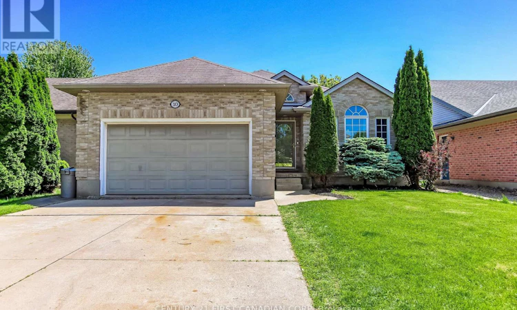 10 Steeplechase Court