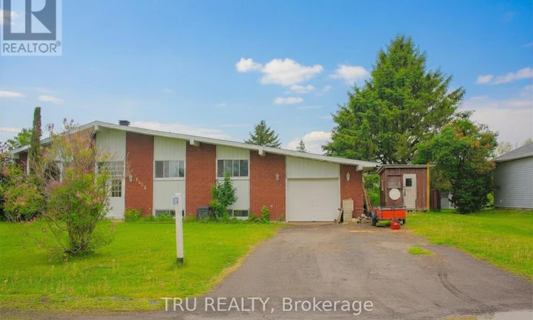 2422 Ouellette Road