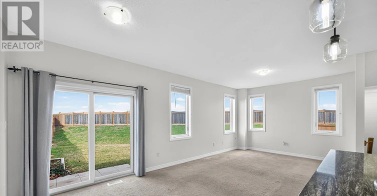 UPPER-23 Pinot Crescent, Hamilton, ON, L8E 0J8 - 13