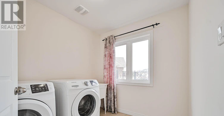 UPPER-23 Pinot Crescent, Hamilton, ON, L8E 0J8 - 42