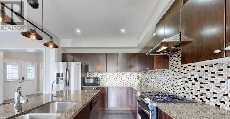 MAIN-1 Lambdon Way, Whitby, ON, L1M 0L3 - 11