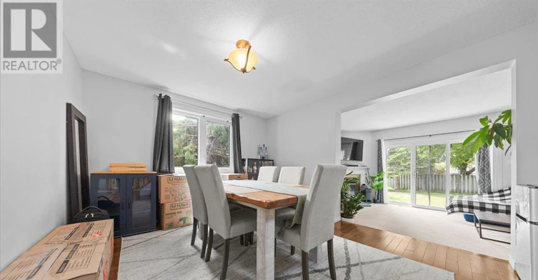 32 Flanders Street, Ottawa, ON, K2J 3K1 - 11