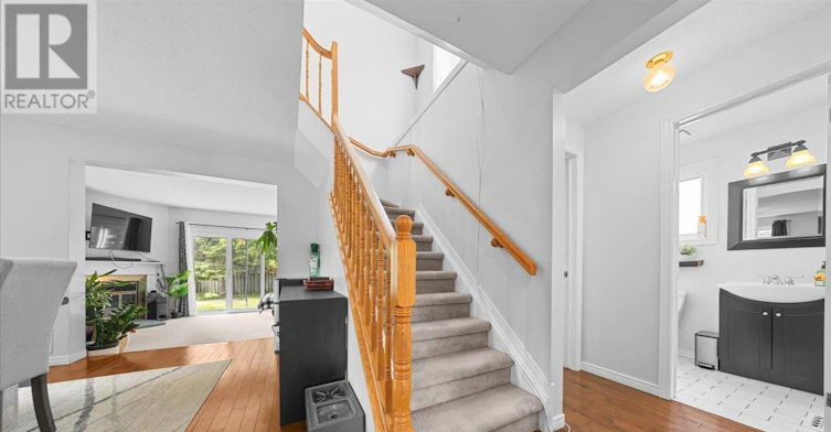 32 Flanders Street, Ottawa, ON, K2J 3K1 - 18