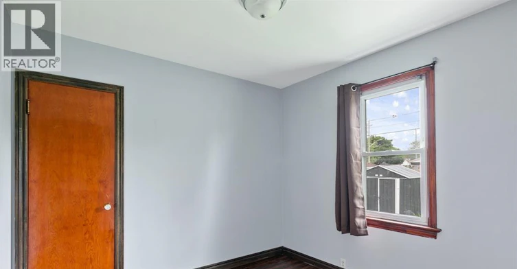 UPPER-3200 Longfellow Avenue, Windsor, ON, N9E 2L6 - 9