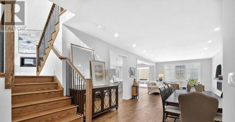 3329 Vernon Powell Drive, Oakville, ON, L6H 0Y4 - 9