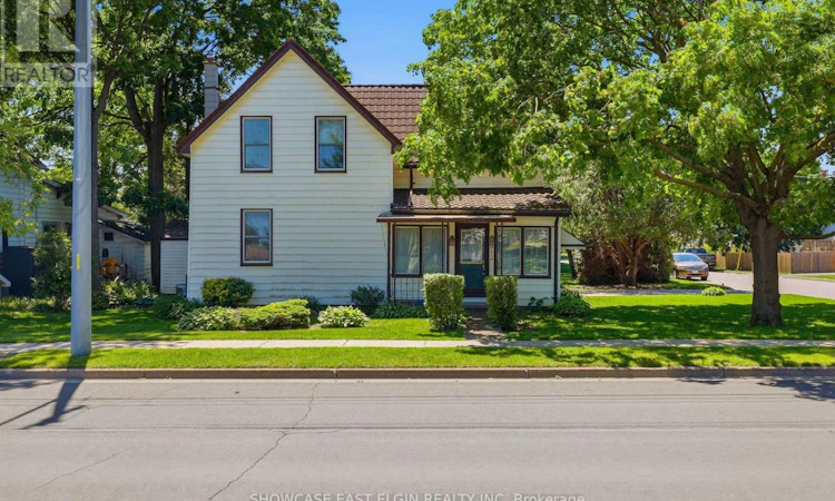 212 Sydenham Street E