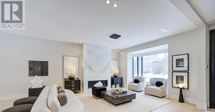 6 Hillholm Road, Toronto, ON, M5P 1M2 - 3