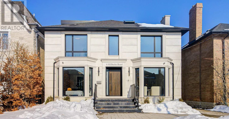 6 Hillholm Road, Toronto, ON, M5P 1M2