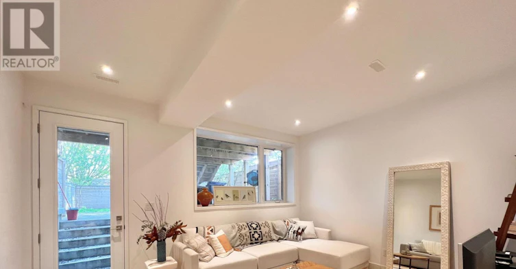 19A Linton Avenue, Toronto, ON, M1N 1W5 - 37