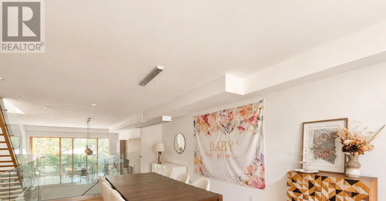19A Linton Avenue, Toronto, ON, M1N 1W5 - 19