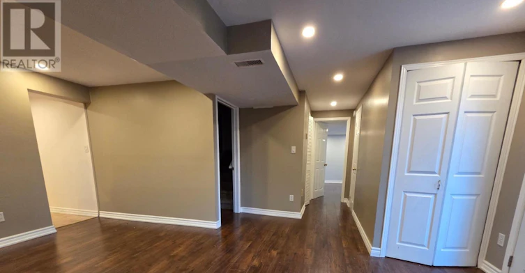 LOWER-696 Penny Lane, Burlington, ON, L7T 4J1 - 2