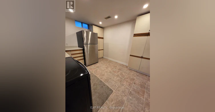 LOWER-696 Penny Lane, Burlington, ON, L7T 4J1 - 5