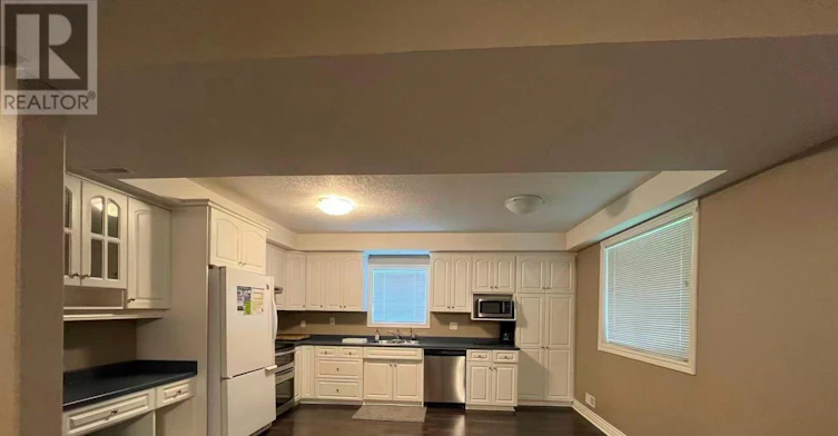 578 Springwater Drive W, Waterloo, ON, N2V 2S5 - 5