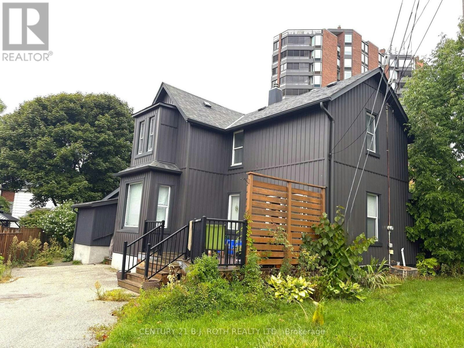 253 Dunlop Street E, Barrie, ON, L4M 1B6