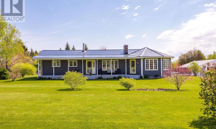 102 Panmure Island